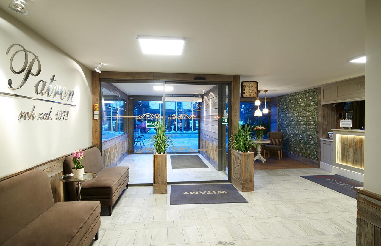 Obiekt Hotelarski Patron Варшава Экстерьер фото